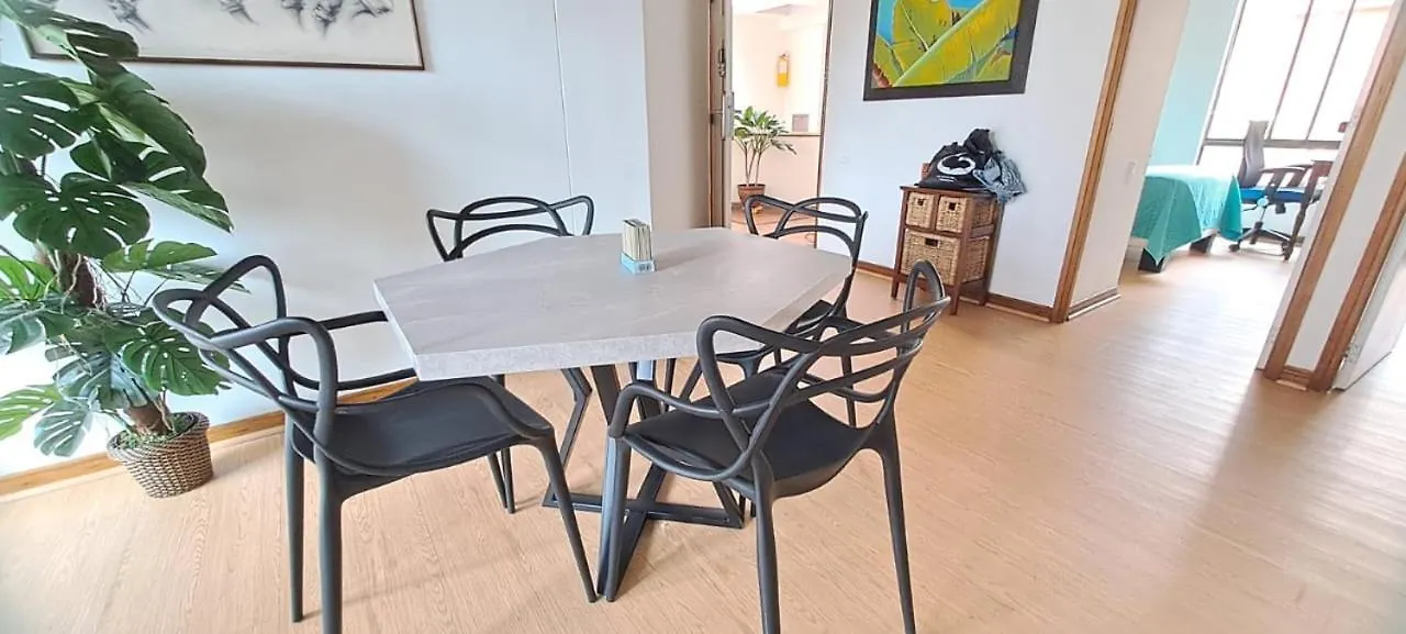 Apartamento Comodo En El Poblado Medellín Apartmán