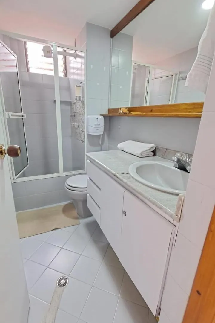 Apartamento Comodo En El Poblado Medellín Apartmán