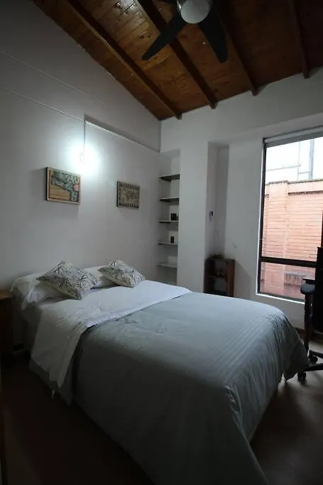 Apartamento Comodo En El Poblado Медельин Апартаменты